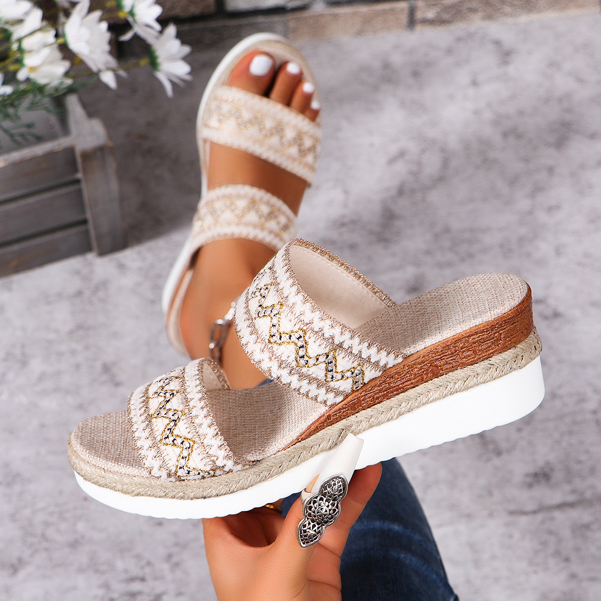 Camila - Trendy Textured Sandals