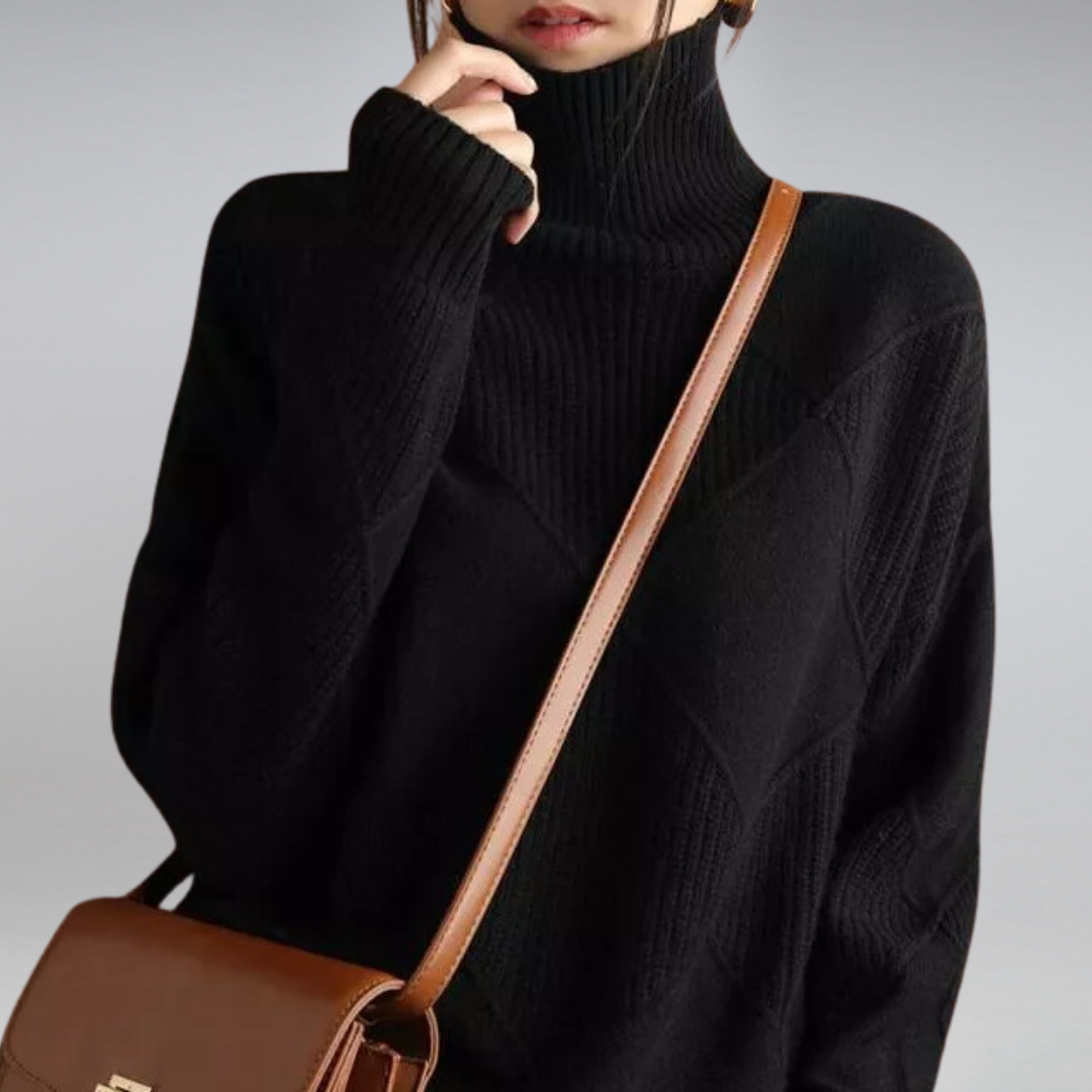 LIZ - Timeless Turtleneck Sweater