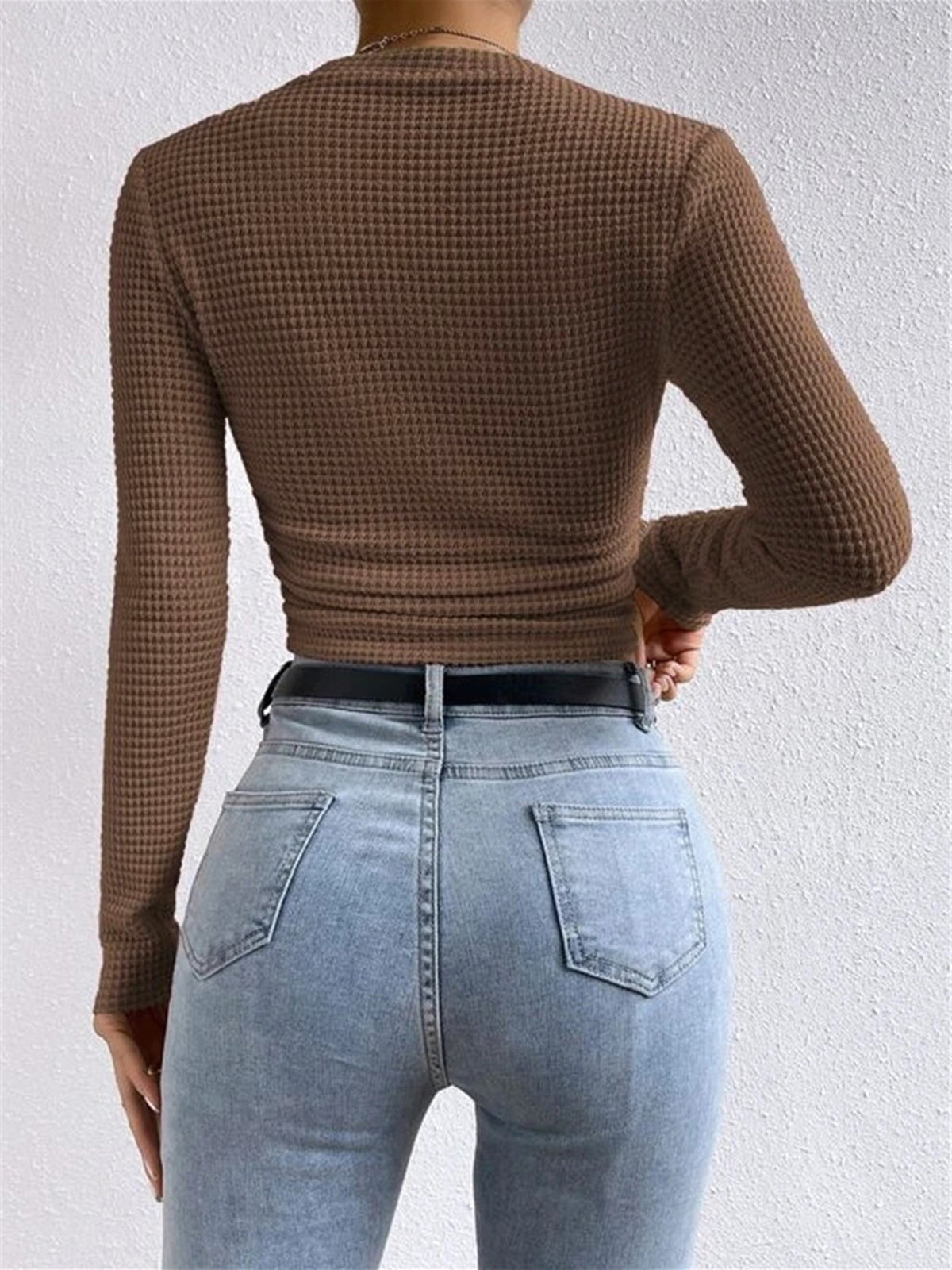 ELEGANTE | Waffle-Knit Slim Sweater