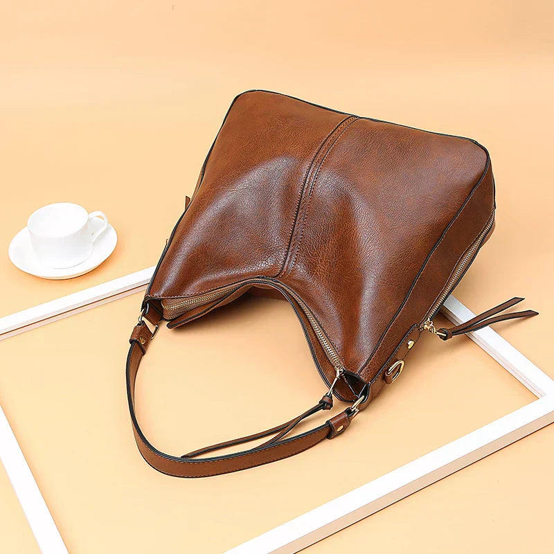 Celeste - Leather shoulder bag