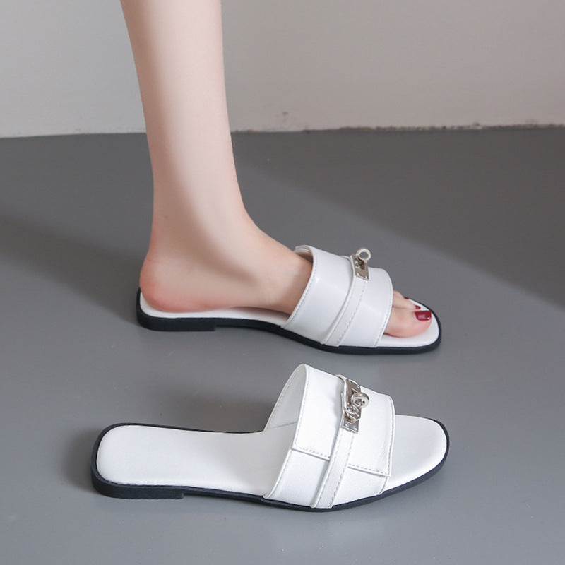 Helmi - Chic Urban Sandals