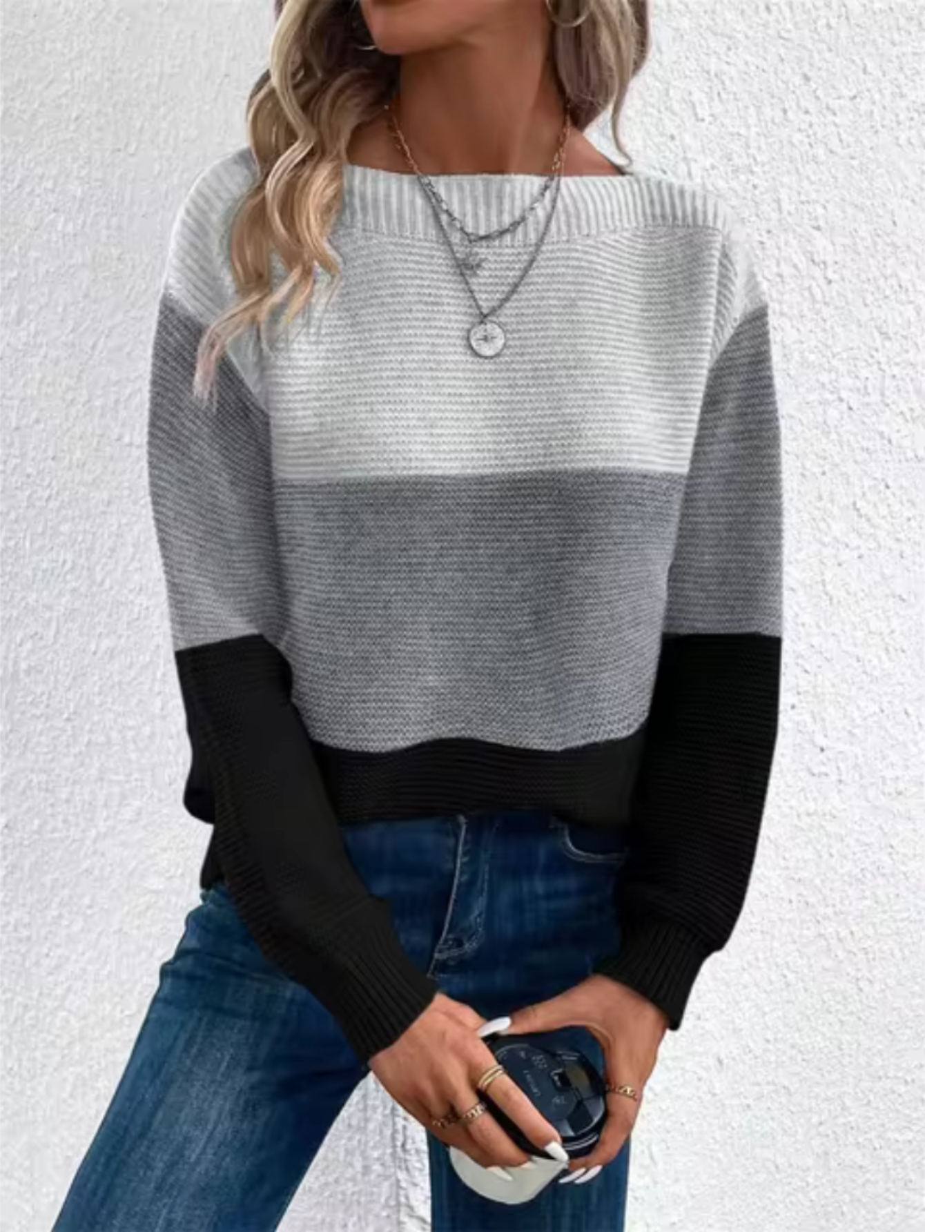 Loubna - Elegant Winter Sweater