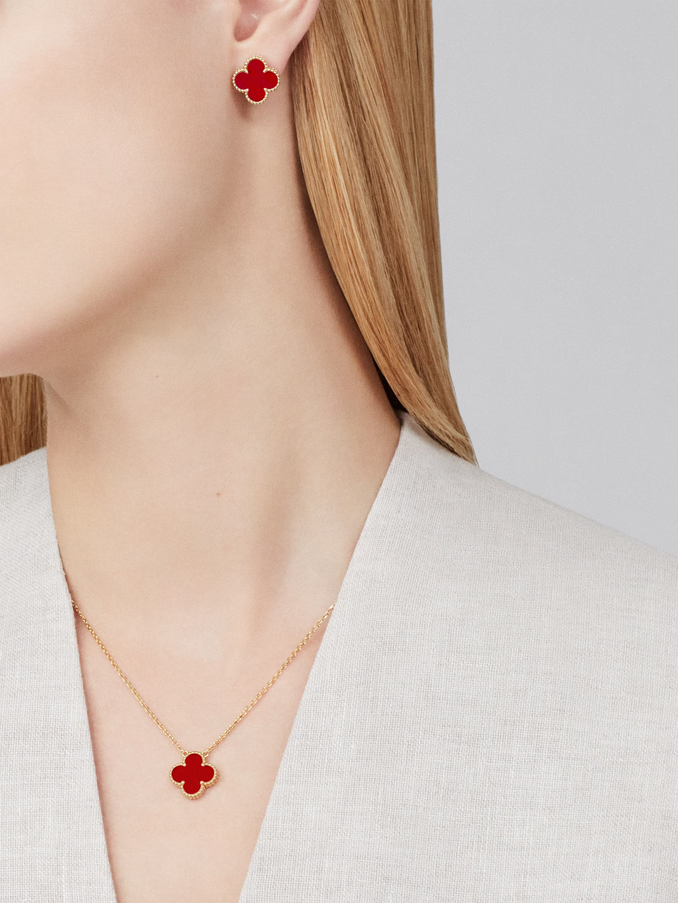 Clover Necklace | Red Gold